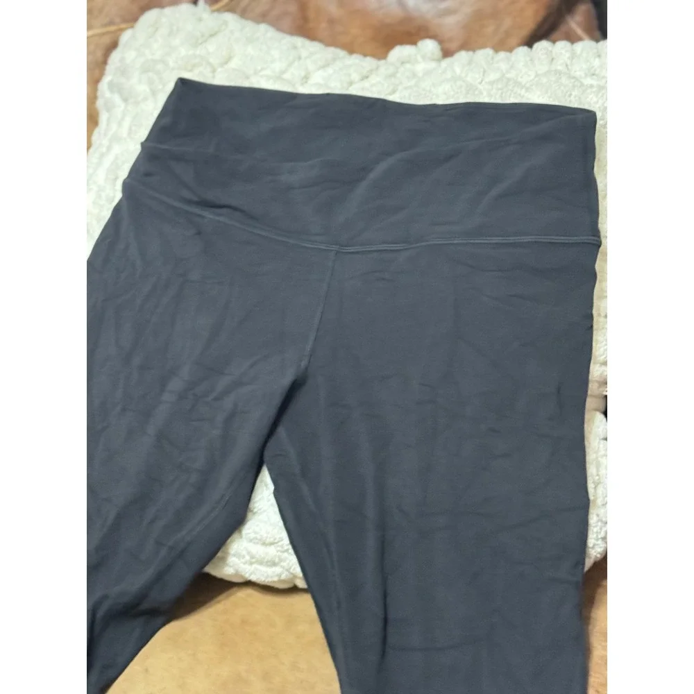 lululemon athletica lululemon black